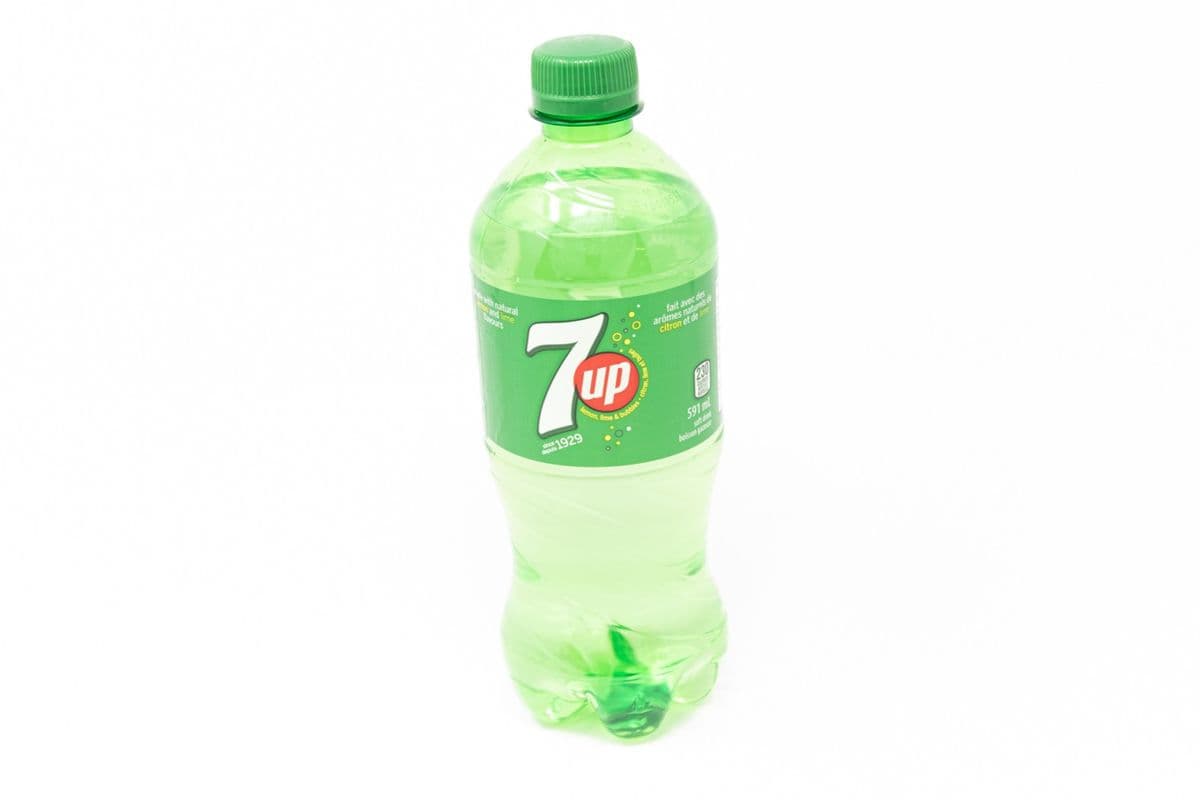 7UP (591 ml)