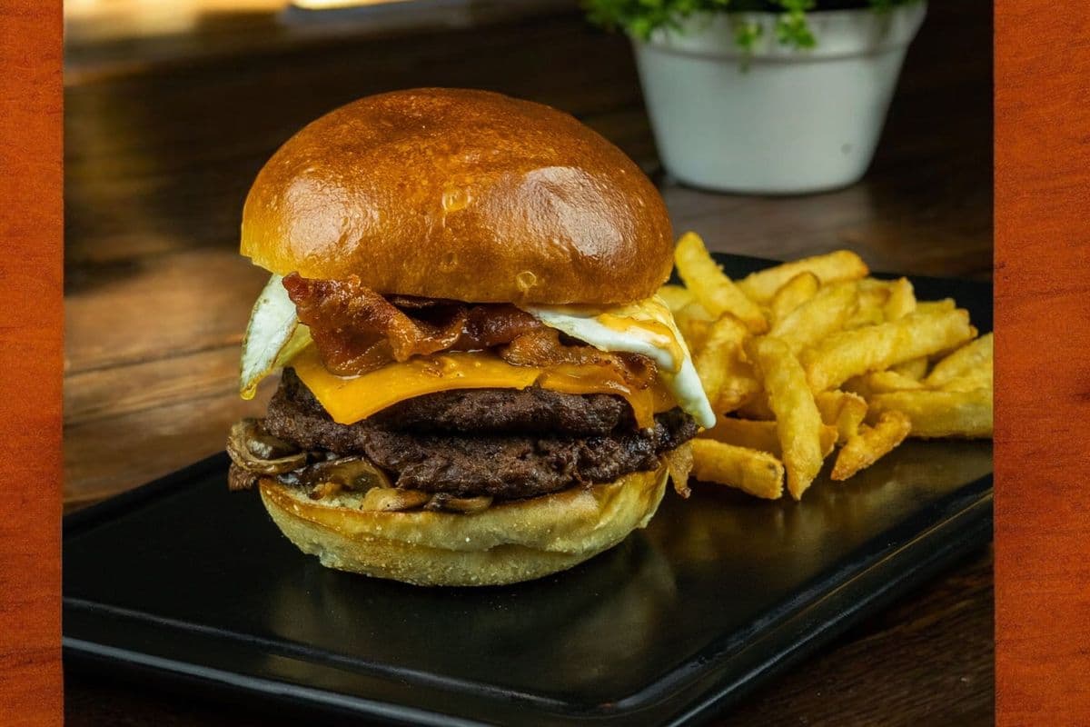 The Hangover Burger (10 oz)