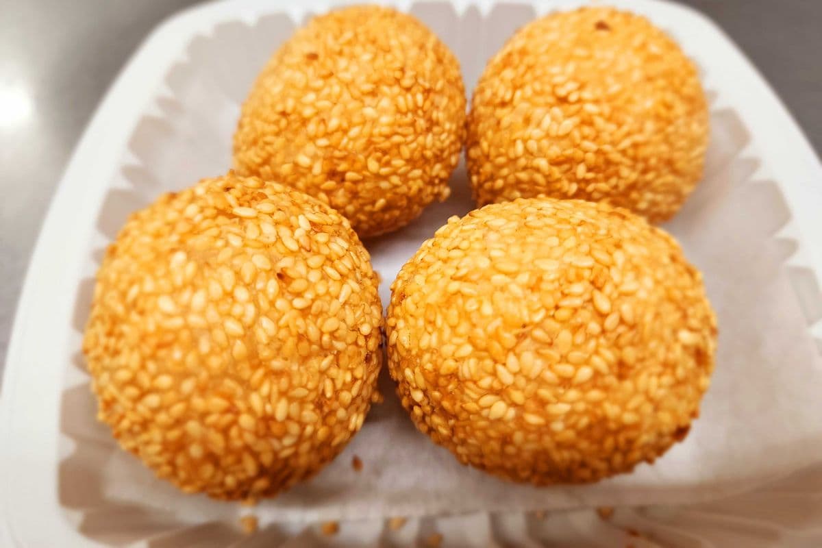 5. Sesame Balls with Red Bean Paste (4 pcs, large)