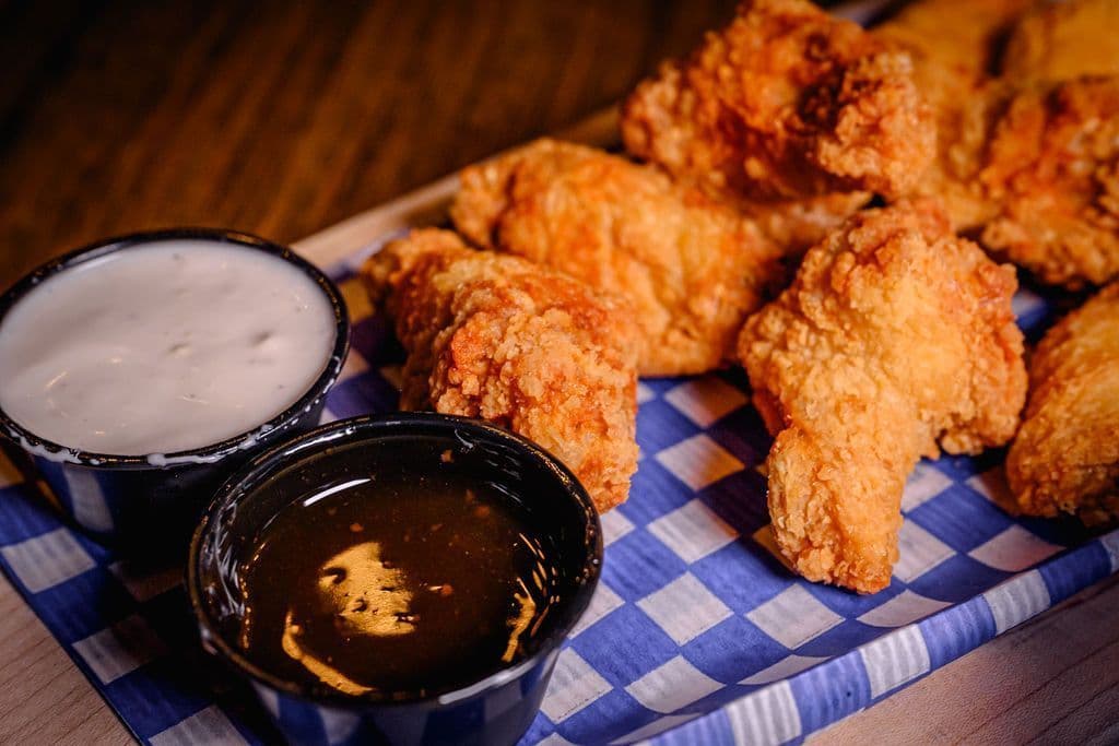 12 WINGS: BREADED