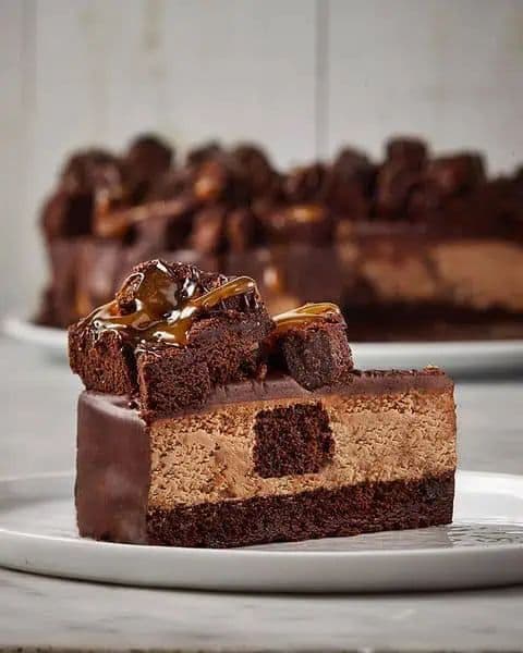 Brownie Caramel Cheesecake