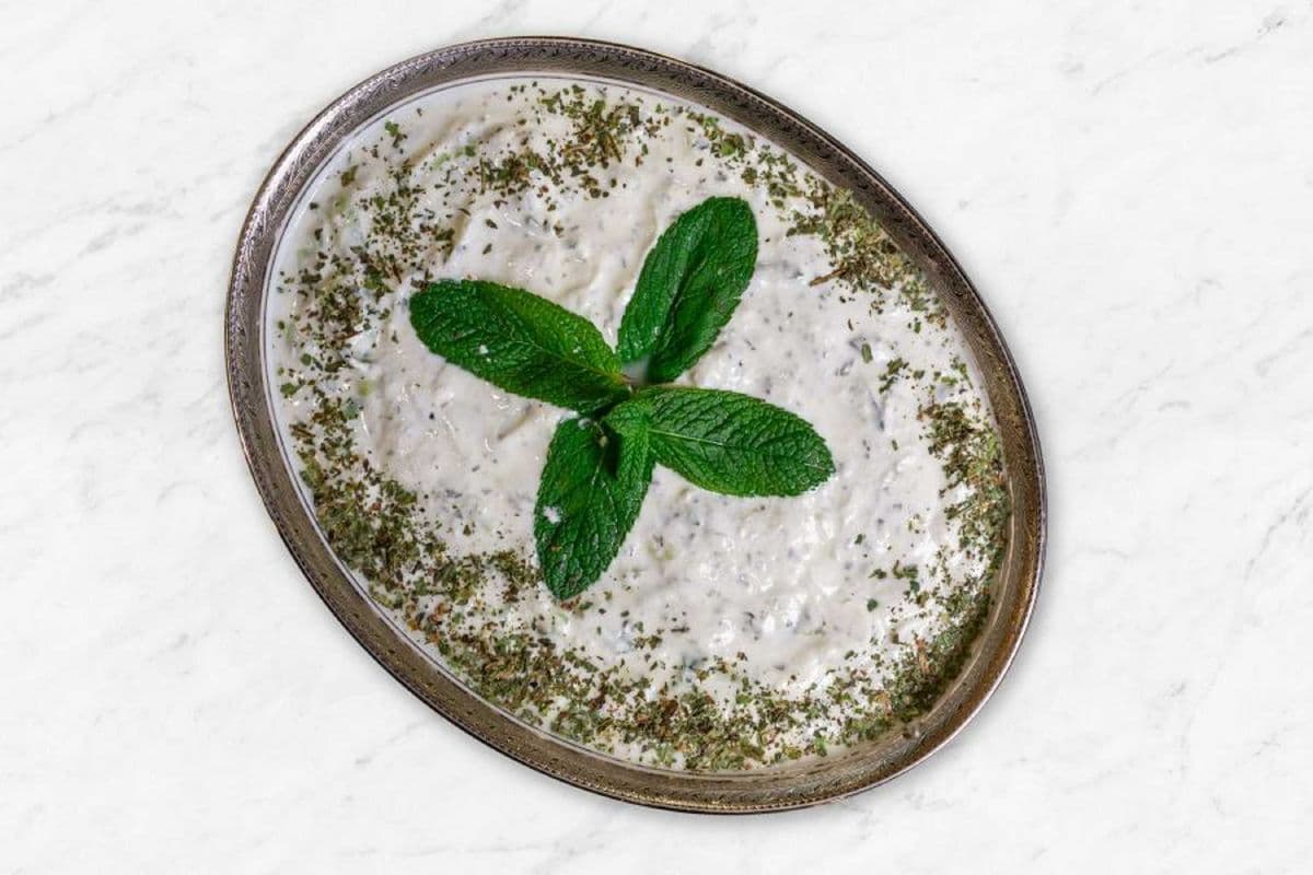 Maust-O-Khiar