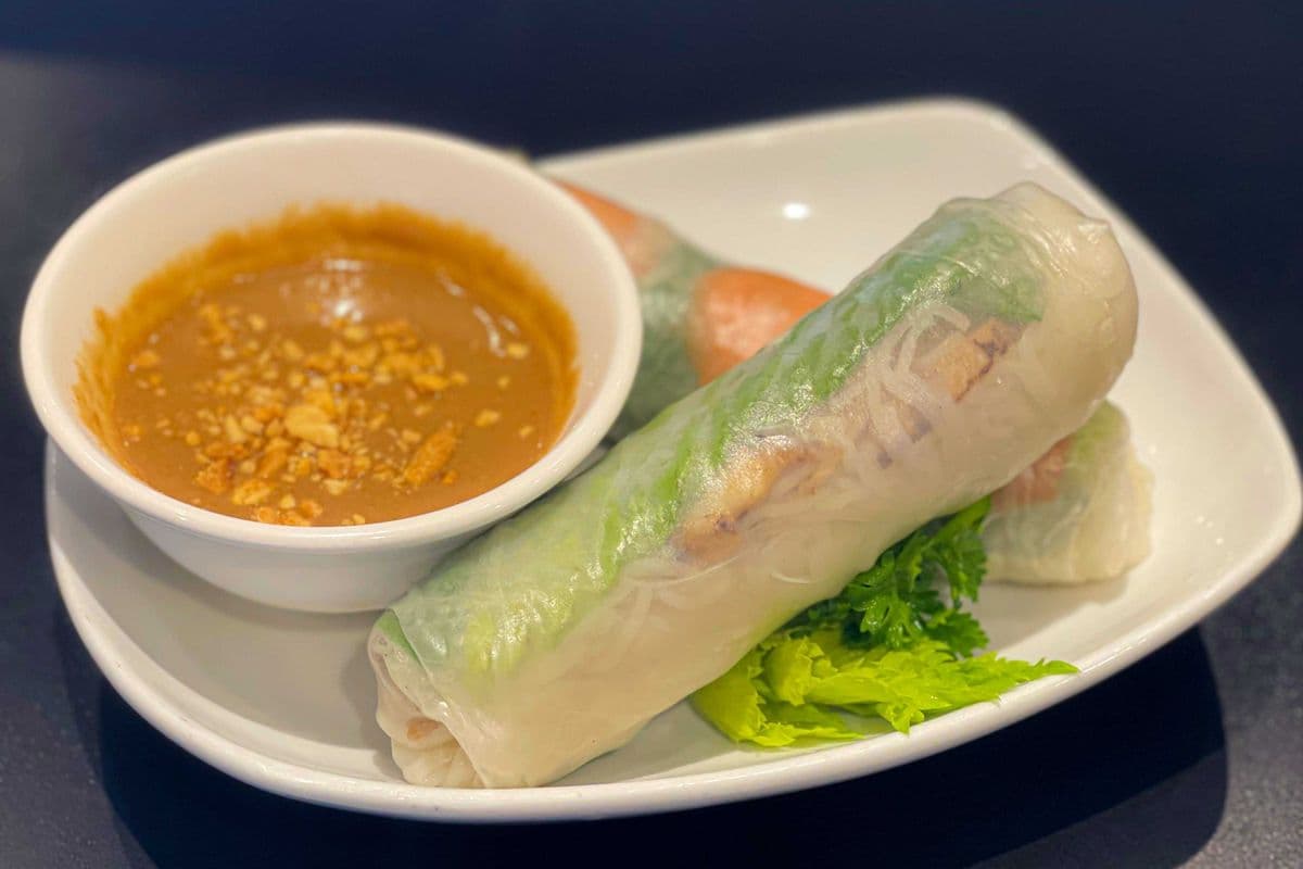 12. Rouleaux printaniers Poulet / Spring rolls Chicken