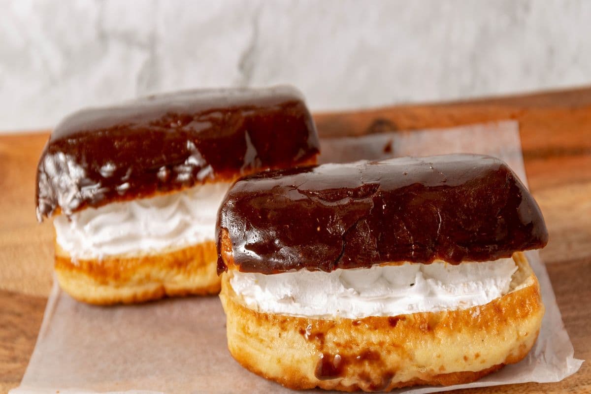 Chocolate Eclair