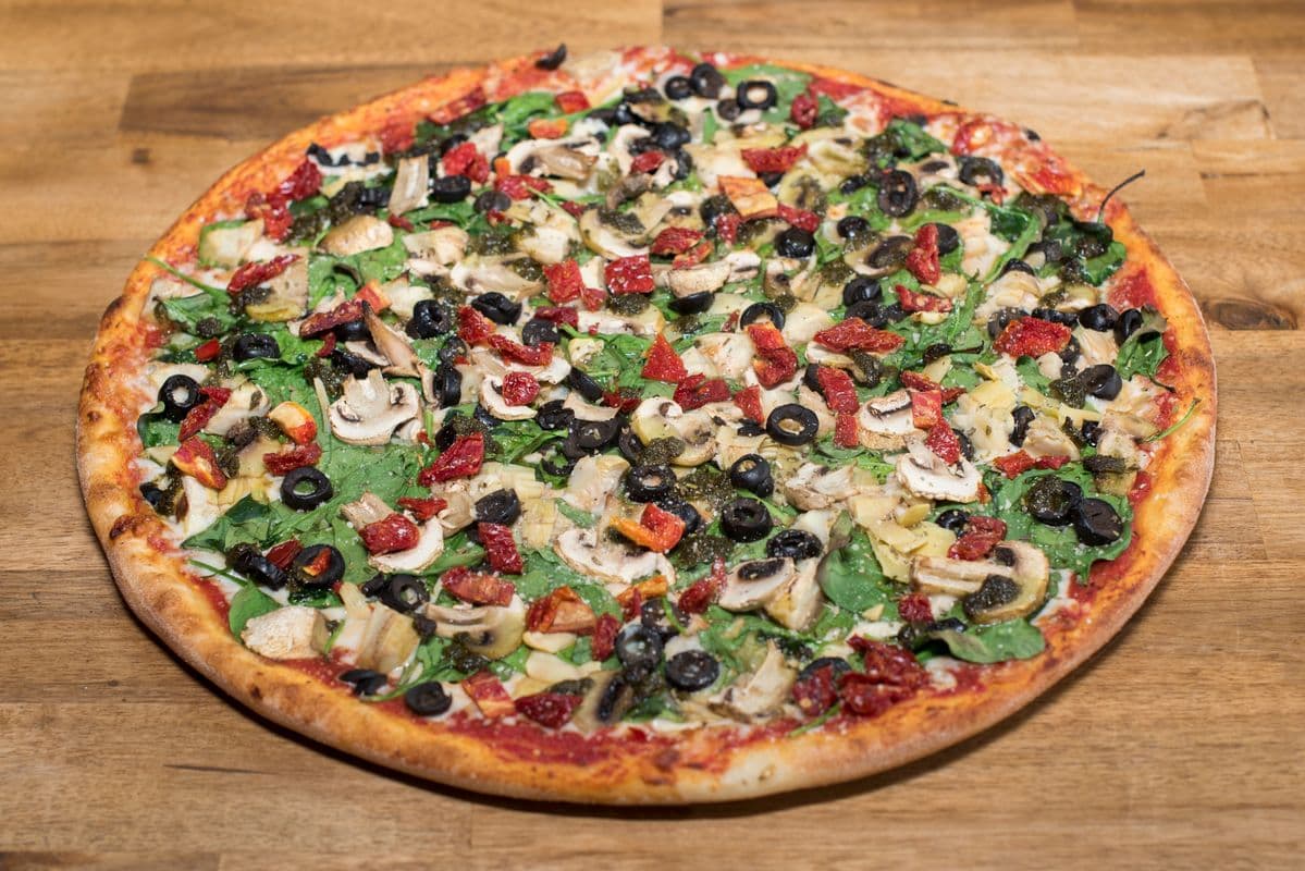 18" Jumbo The Old Country (Mediterranean) Pizza