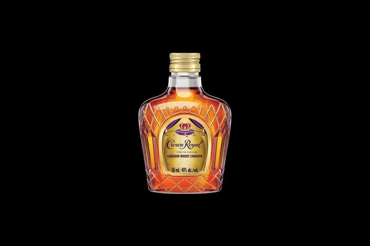 Crown Royal Whisky (50 ml Bottle) (1 x 50ML)
