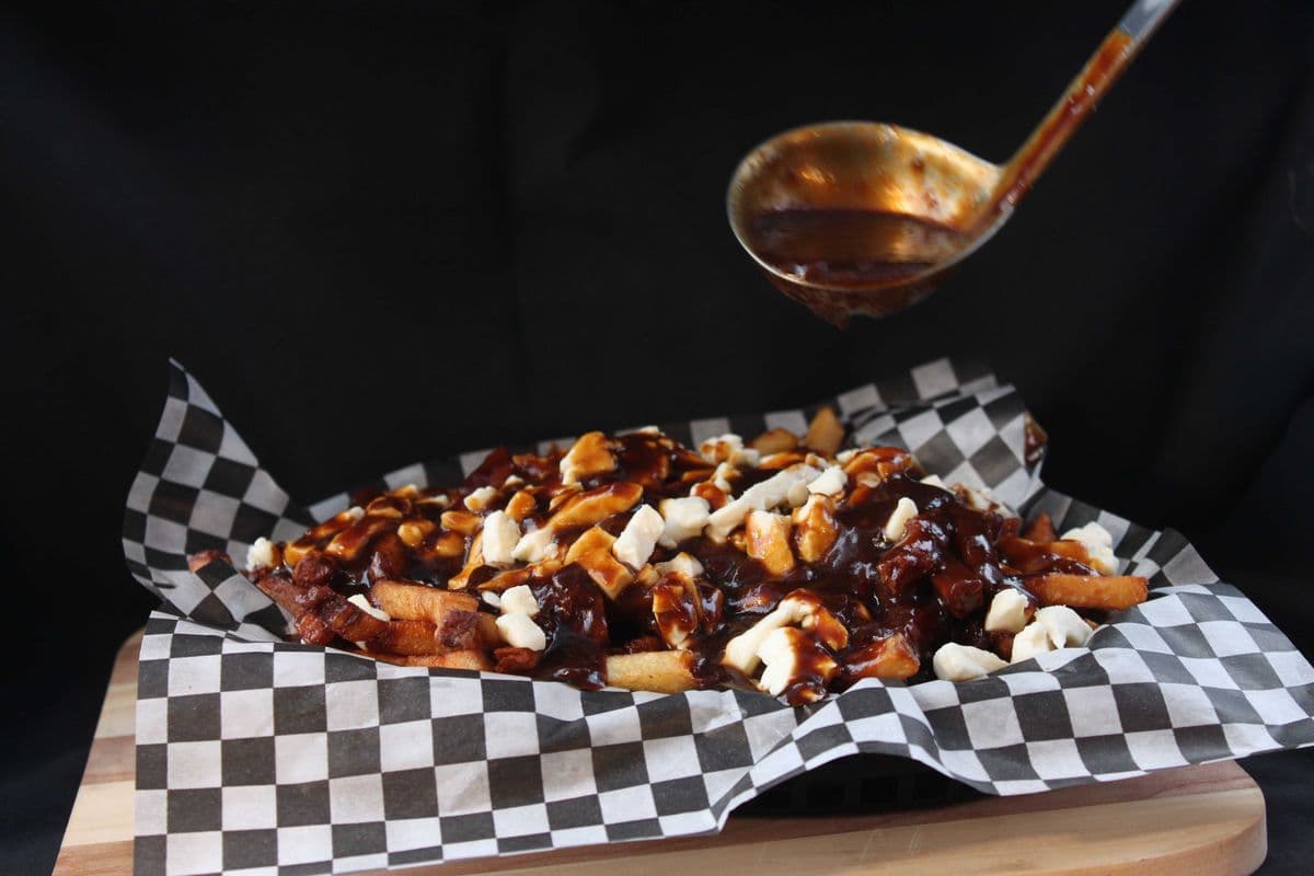 poutine classique (large)