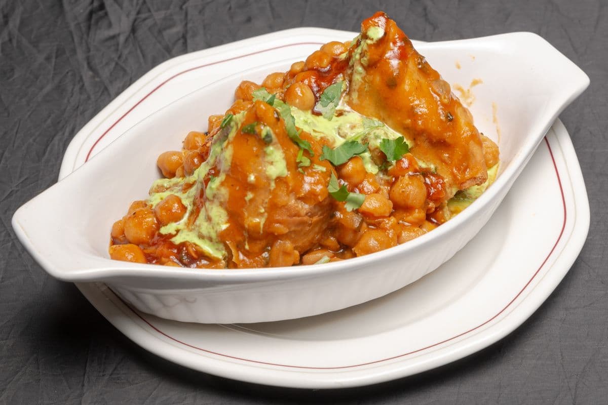 Samosa Channa (2 pcs)