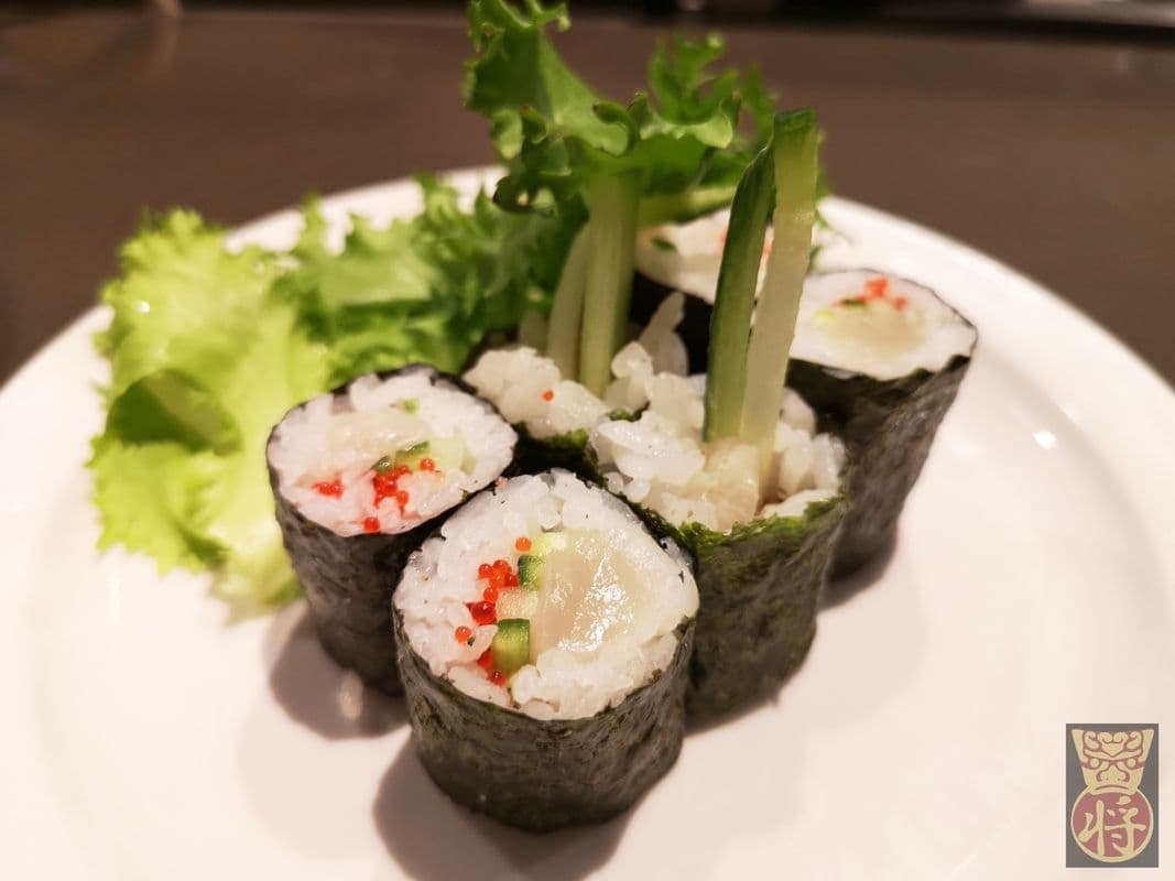 138. Special Scallop Maki (6 pcs)