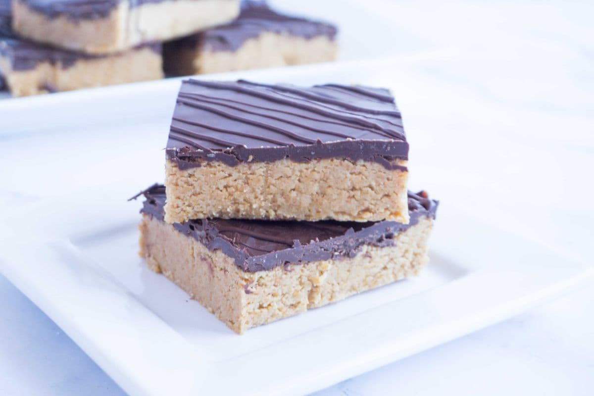 Peanut Butter Bars (1 pc)