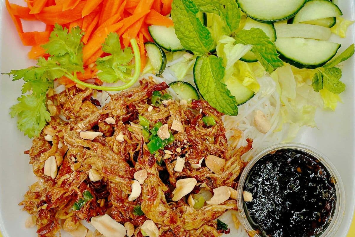Vegetarian Chicken Vermicelli