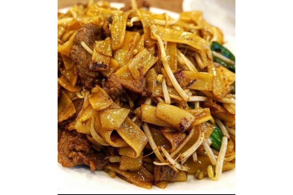 37. Beef Chow Fun Noodle