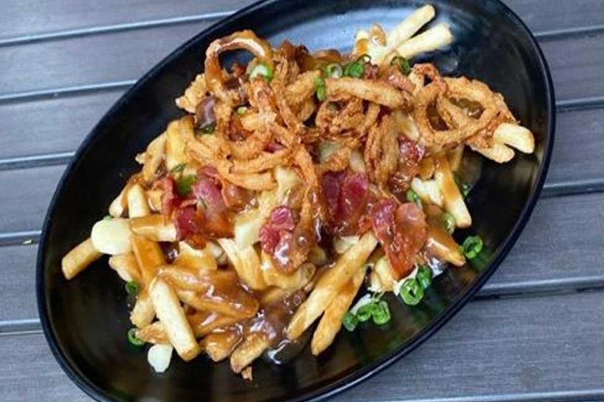 Bacon-Onion Poutine