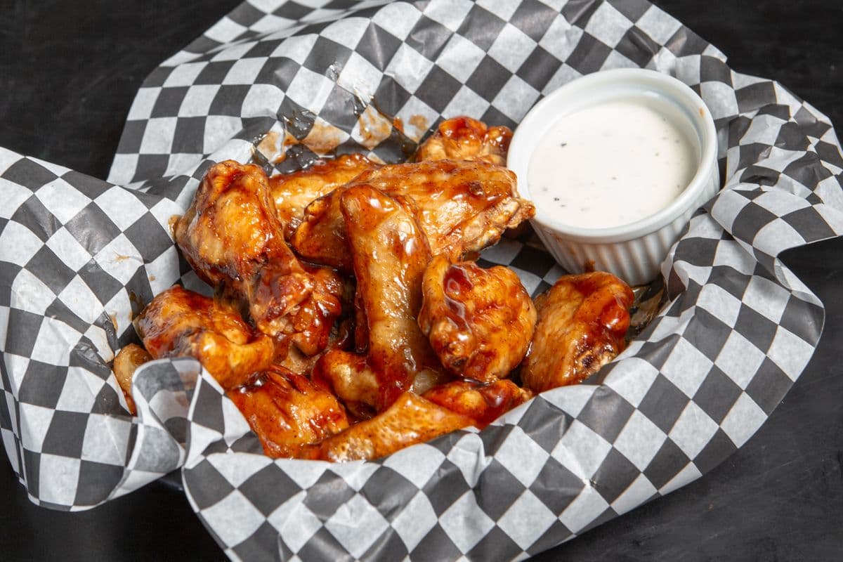 Wings (1 lb)