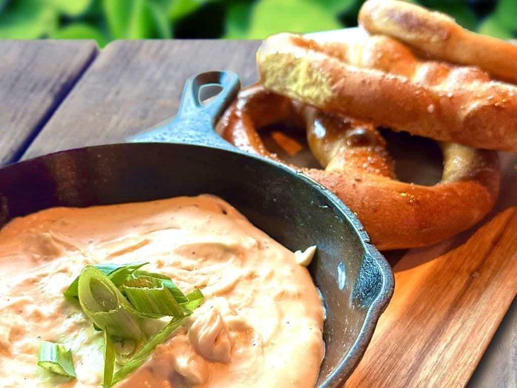 Guinness Beer & Cheese Dip With Pretzels