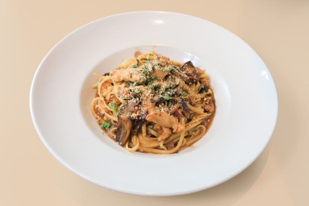 Linguini au poulet chaud (pour 2) / Hot Chicken Linguini (For 2)