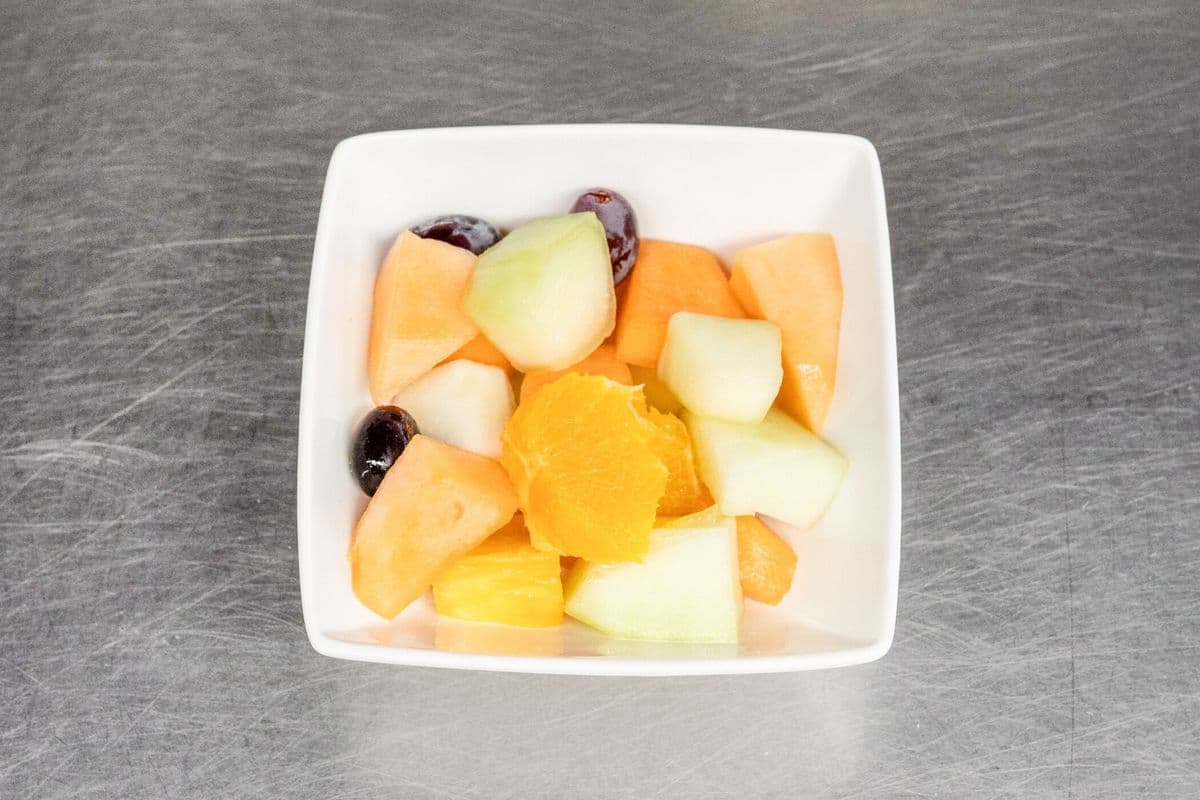 Large Fruit Salad (650 g)