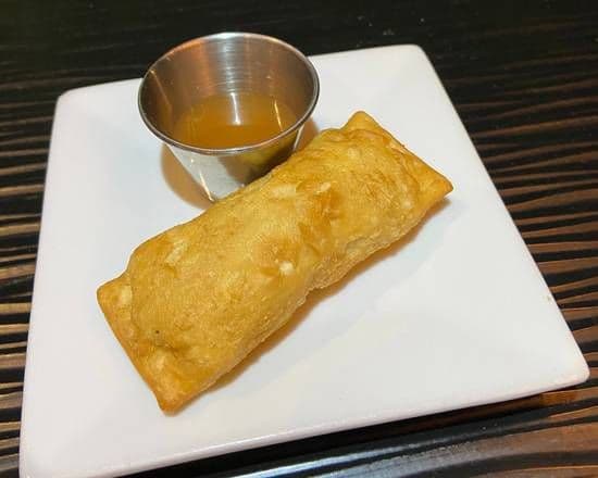 Egg roll with chicken (1) / Rouleau aux oeufs Avec poulet (1)/