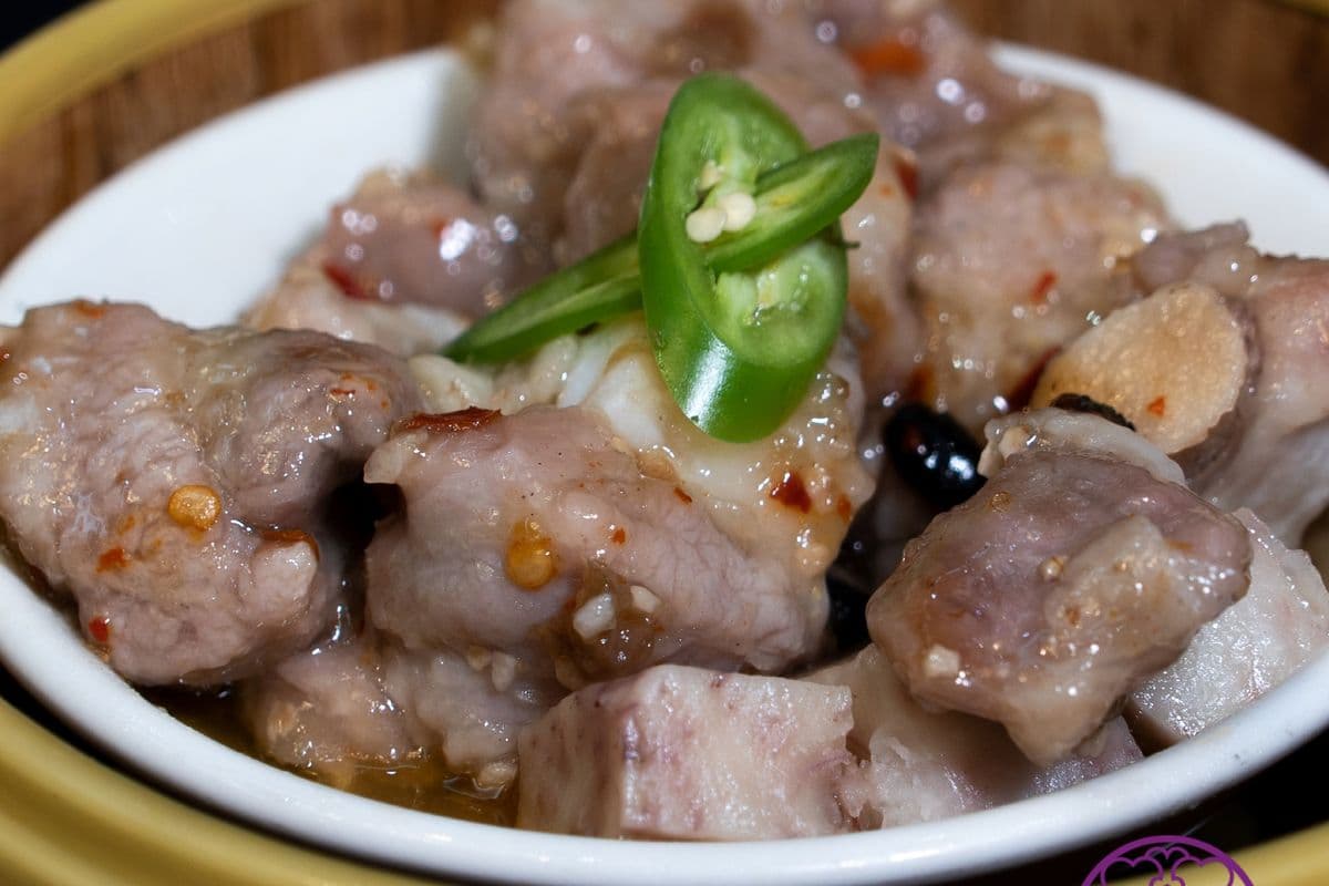 A12. Steam Spareribs with Black Bean Sauce - 豉汁金蒜蒸排骨