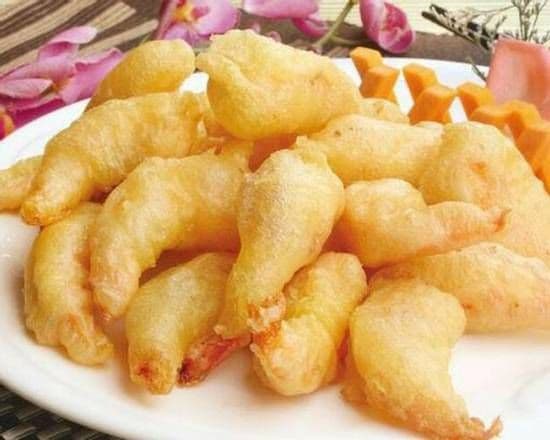 Deep Fried Prawns with Sweet and Sour Sauce / 酥炸大蝦球