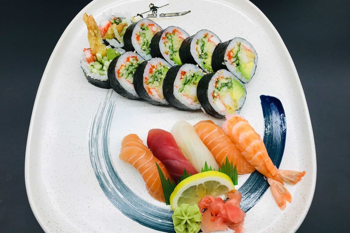 --Dyna and Sushi
