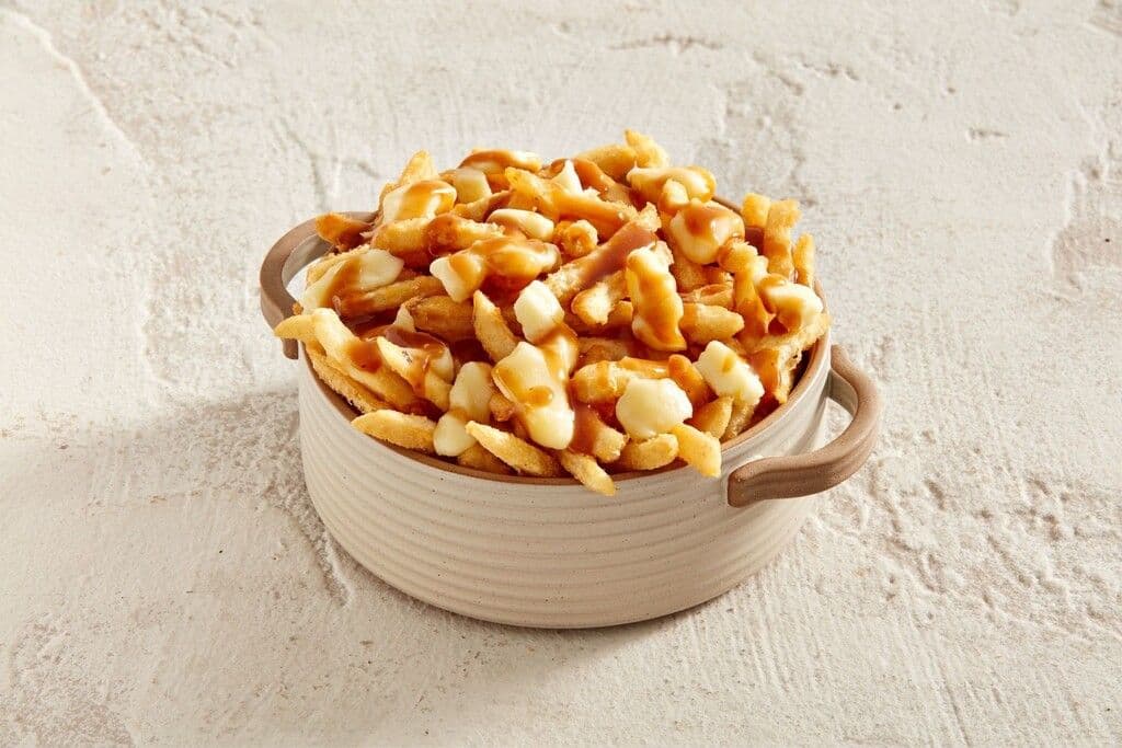 Classic Poutine / Poutine Classique