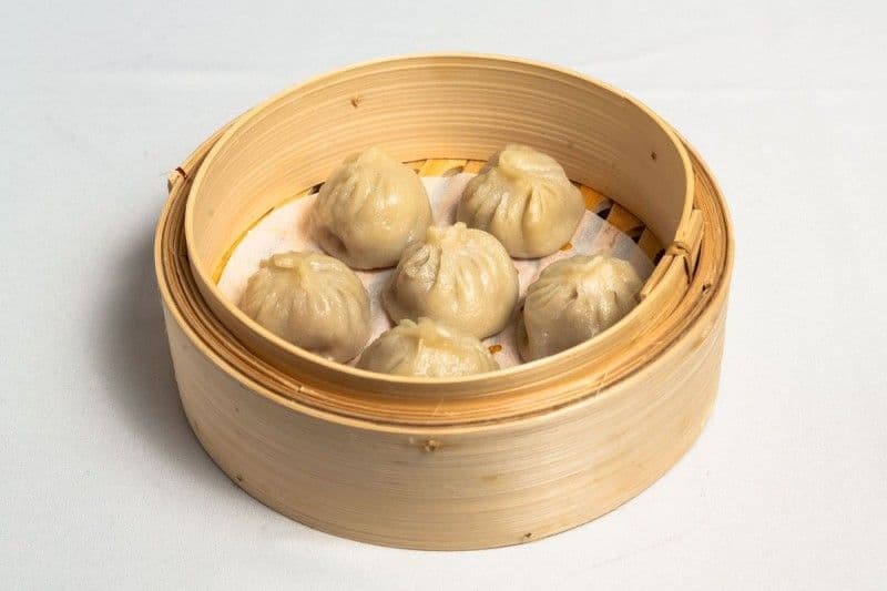 10.Steamed Shanghai Dumplings 10.小龍包