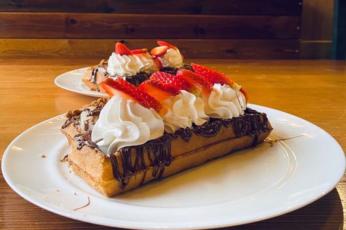Waffle Strawberry Nutella