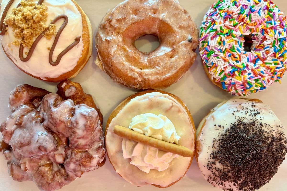 Half Dozen Doughnuts (Nut Free)