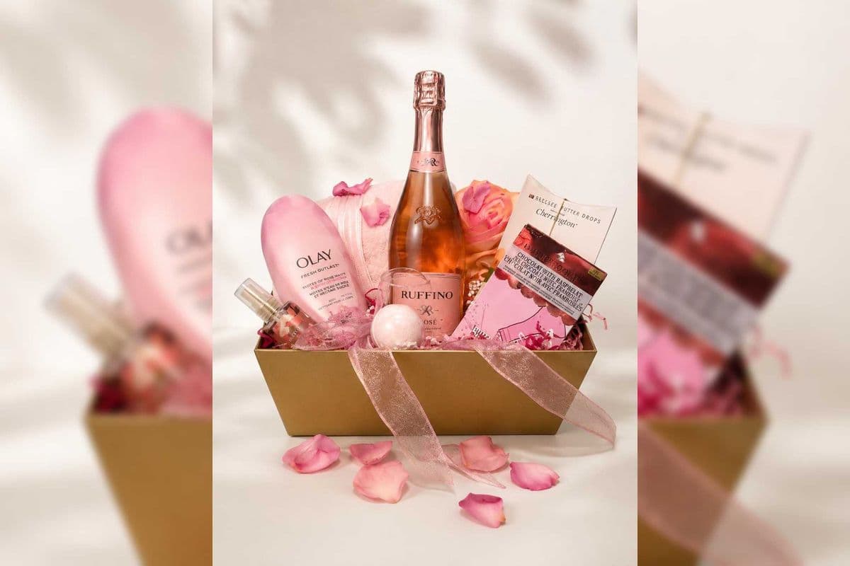 Pink Rosé & Self-Care Luxury Basket
