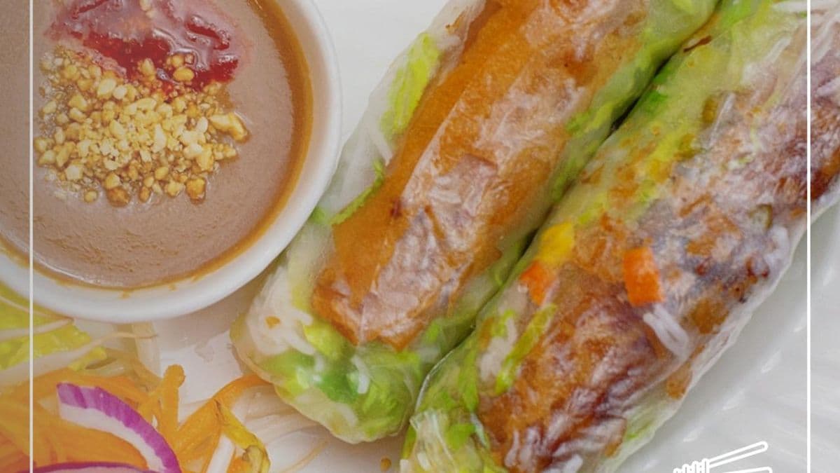 03. Fresh Grilled Chicken Autumn Rolls (Halal)