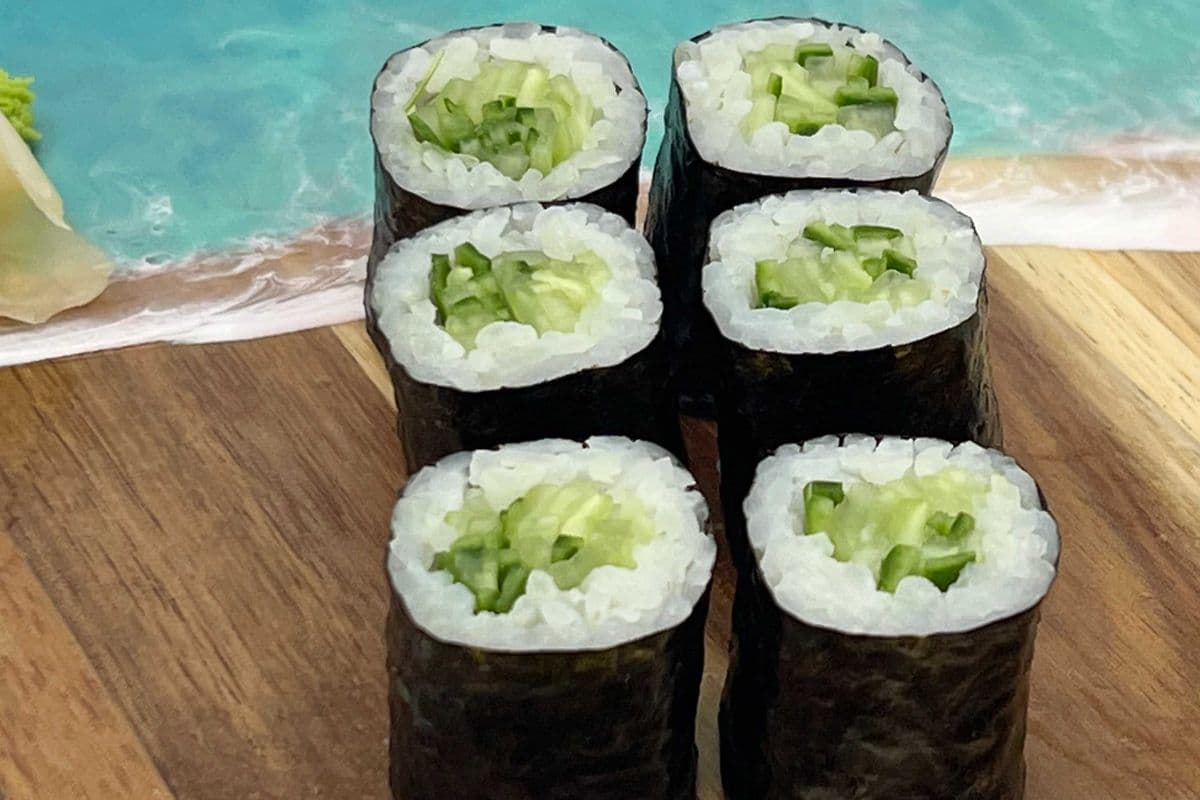 Cucumber Rolls (6 pcs)