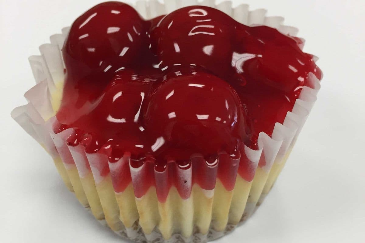 Individual Cherry Cheesecake (1 x 6oz)