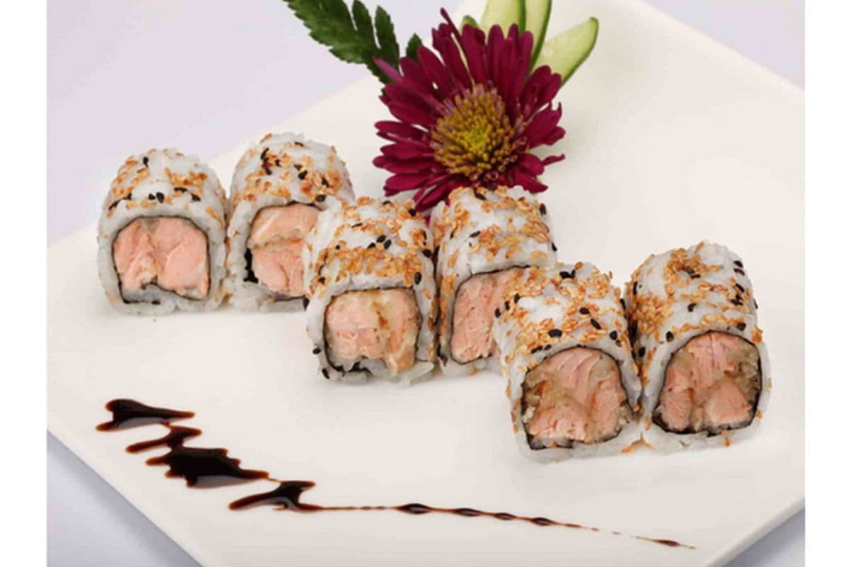 M4. Salmon Tempura Roll
