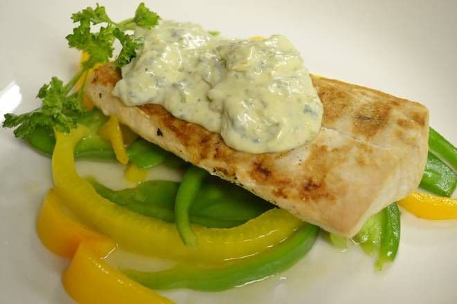 15. Saumon BBQ avec Moutarde Chinoise et Légumes / BBQ Salmon with Chinese Mustard Sauce and Vegetables