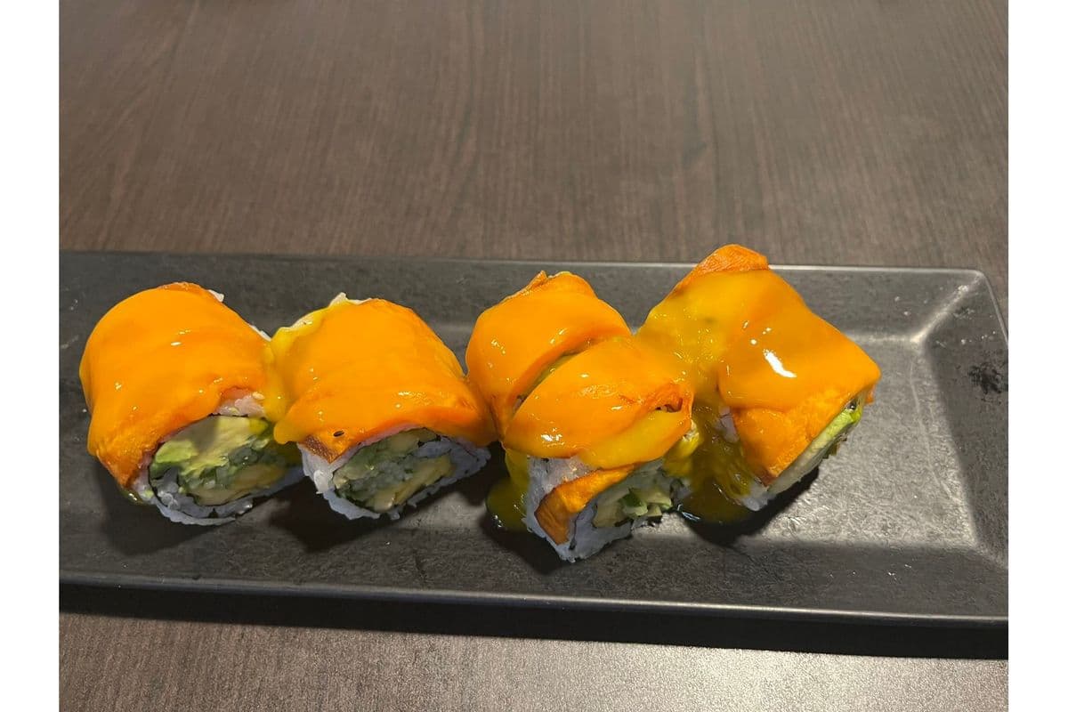 N9. Vegetable Explosion Roll