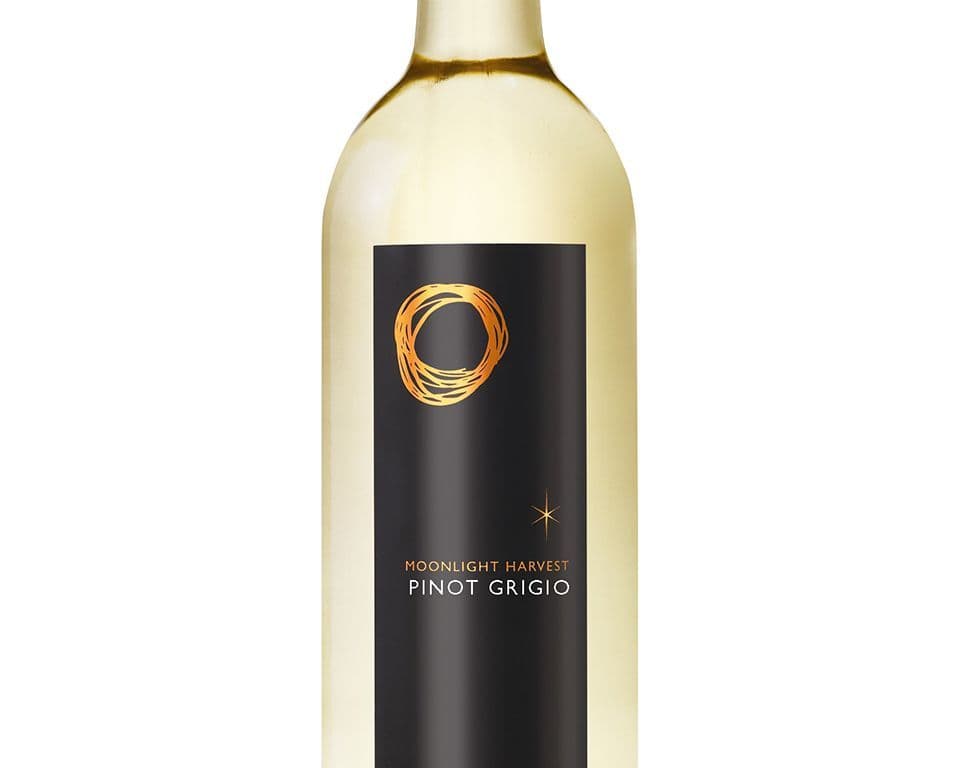 Copper Moon Pinot Grigio bottle 750ml (12.5% alc.vol)