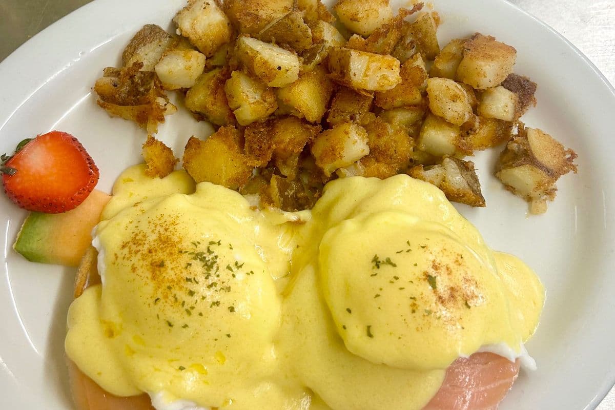 Eggs Royale