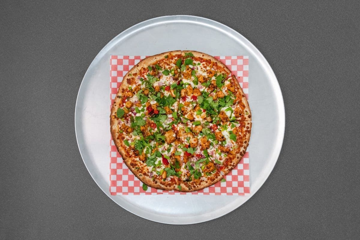 Butter Chicken Pizza