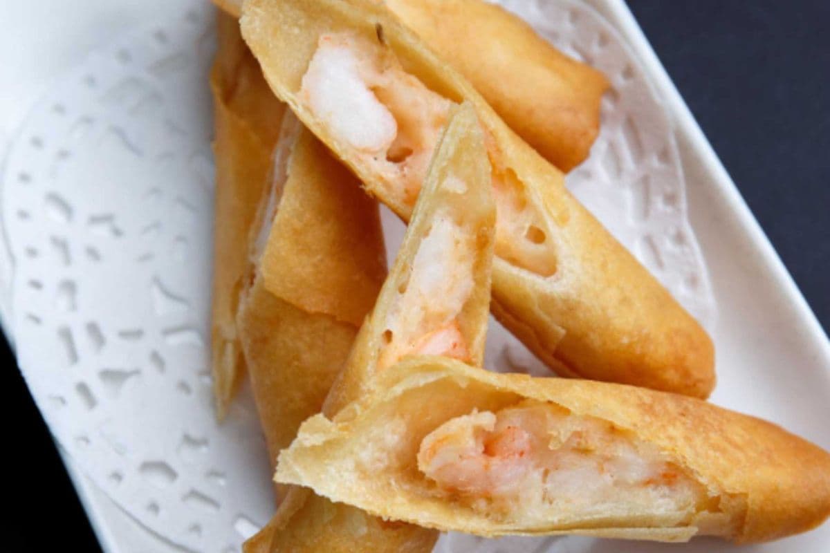 44. Deep-Fried Garlic Shrimp Spring Rolls
