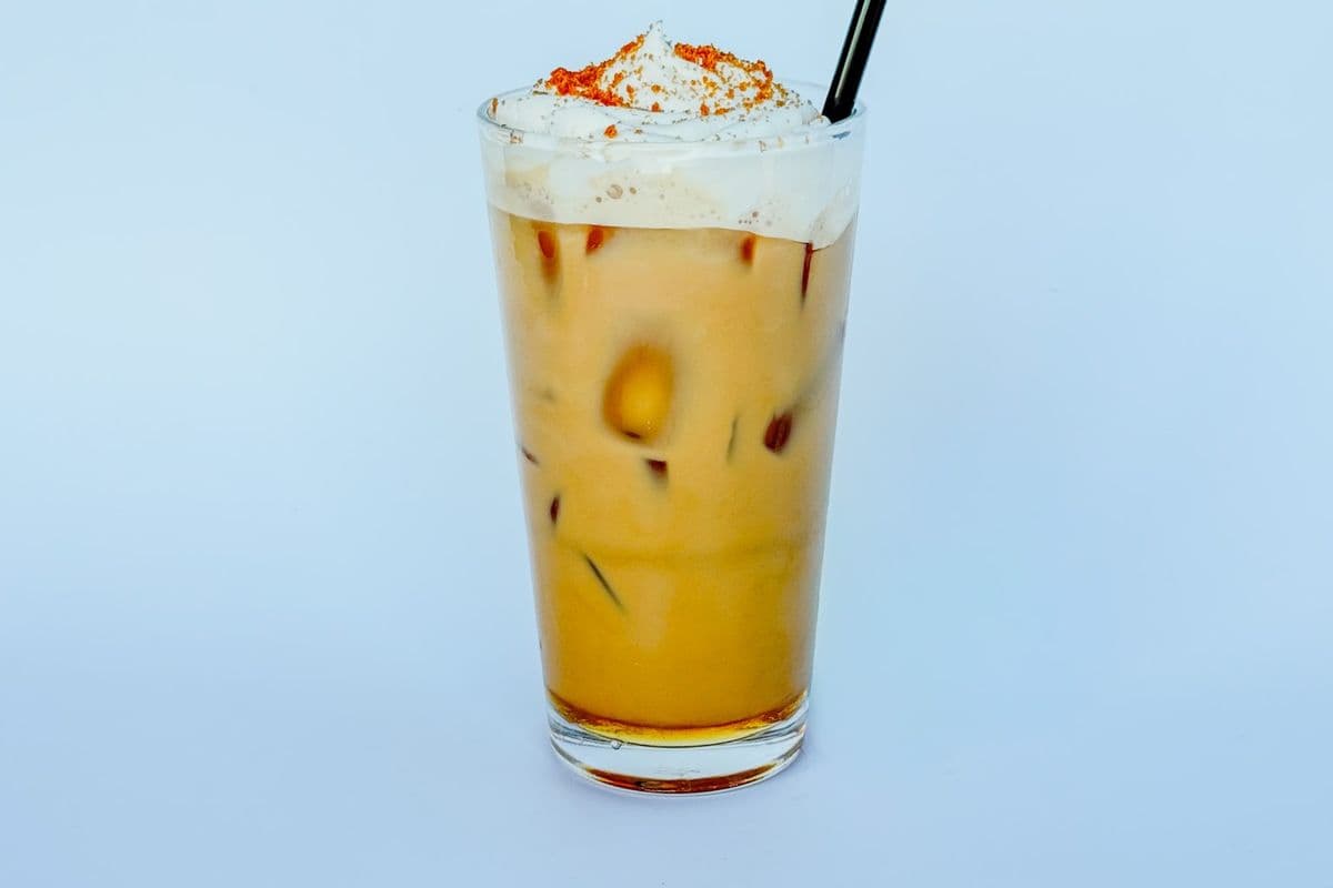 Vanilla Cookie Butter Crunch Iced Latte