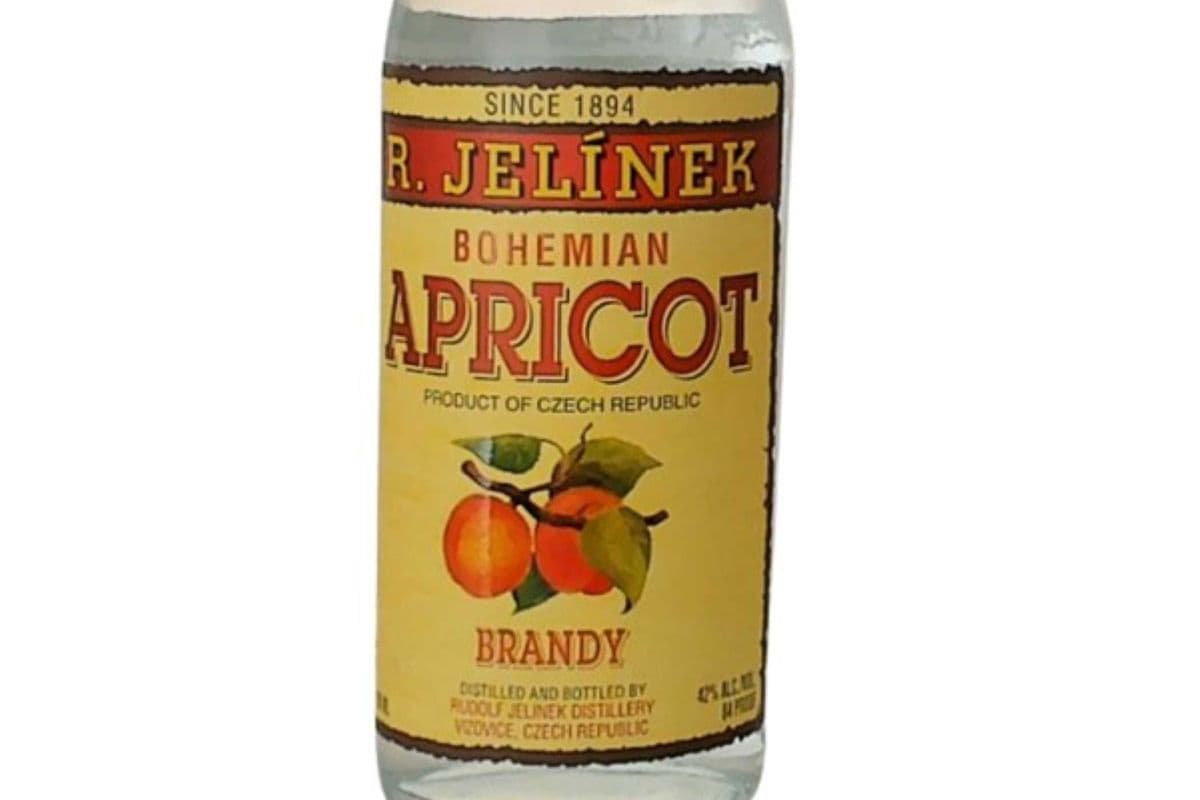 BOHEMIAN APRICOT BRANDY IS TRIPLE DISTIL (1 x 750ML)