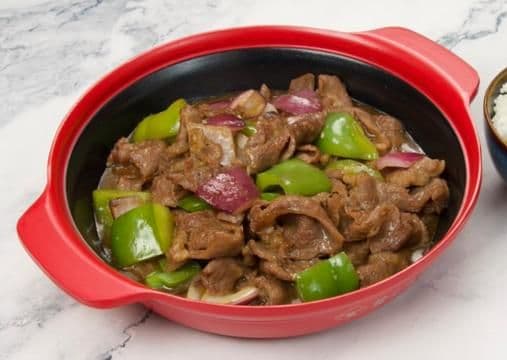 Spicy Pork & Chili Rice / 辣椒炒肉饭
