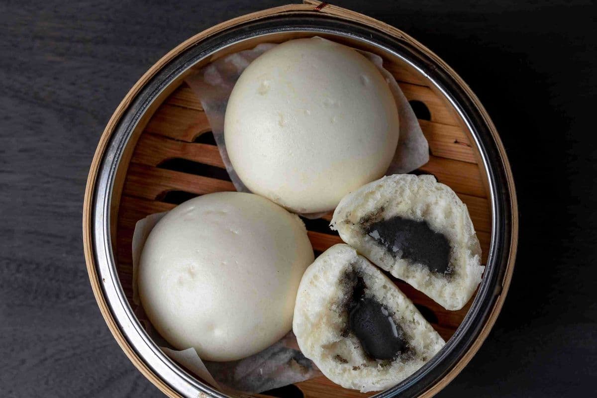 Black Sesame Bun