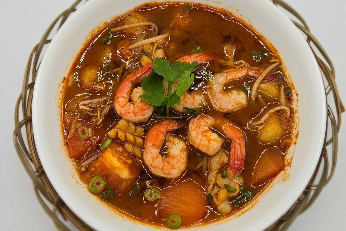 SP4 - Sweet And Sour Soup With Vermicelli/Rice - Bún Thái chua ngọt