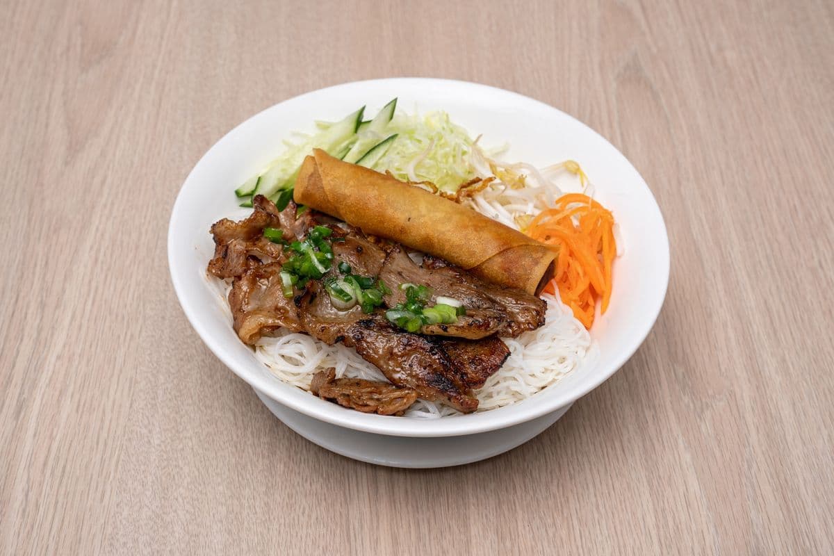 Bun Thit Nuong, Cha Gio