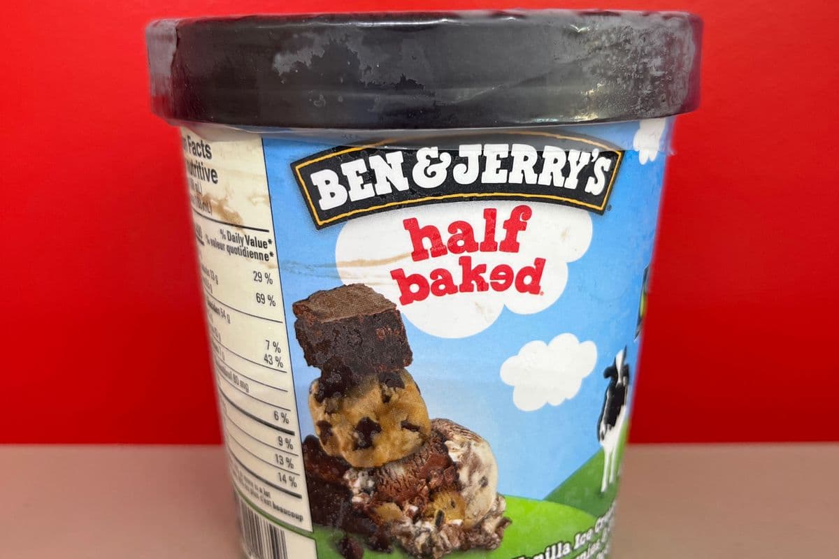 Ben and Jerry's - Half Baked (473 ml)