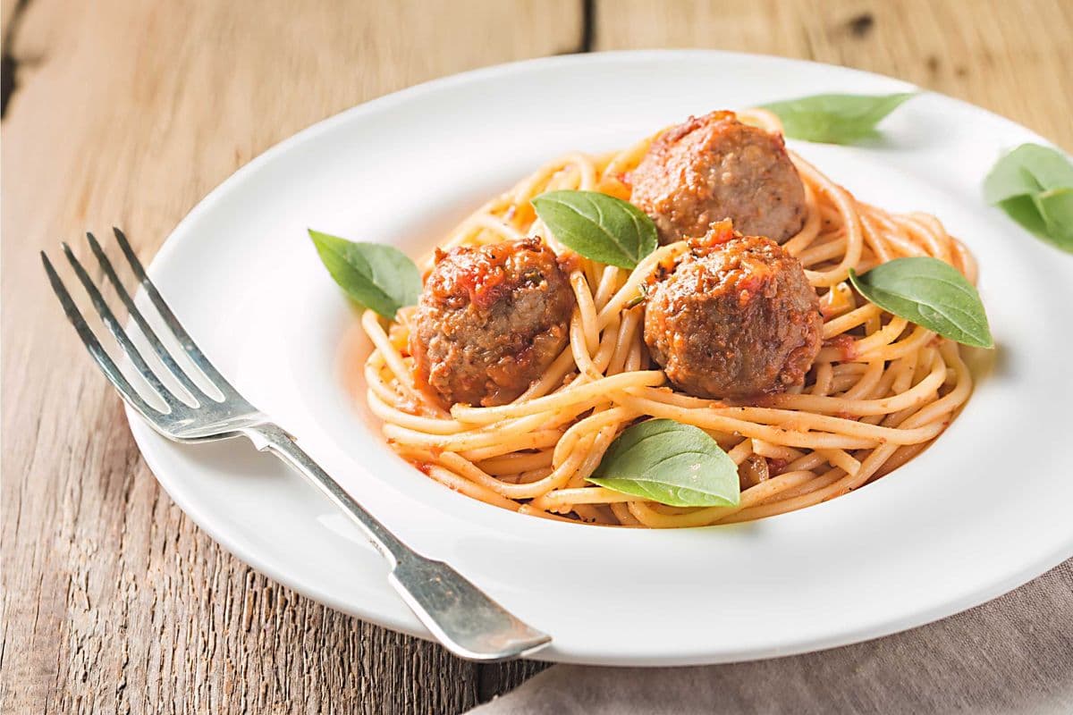 Spaghetti & meatballs