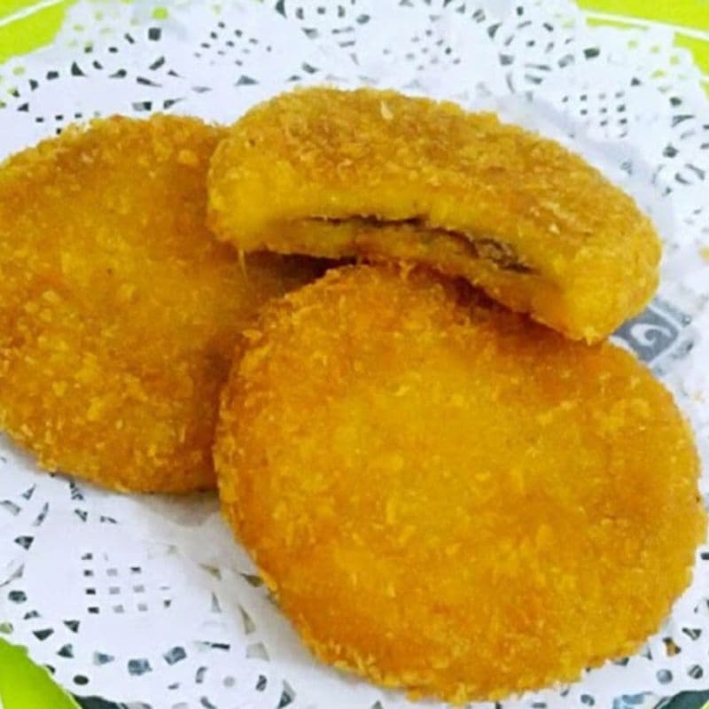 Deep-Fried Pumpkin Cake with Red Bean Paste