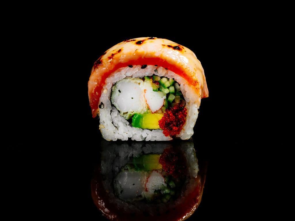 SM11. Torched Red Dragon Roll (8 Pcs)
